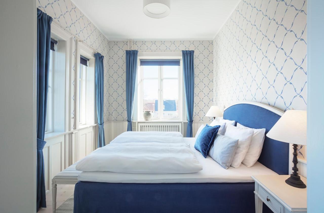 Hotel Bretagne Hornbaek Bagian luar foto