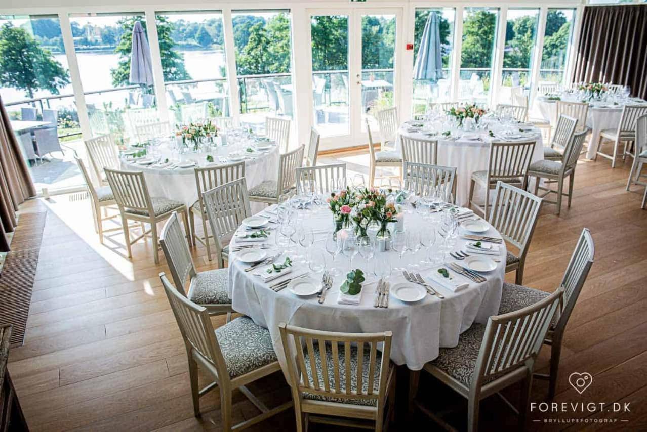 Hotel Bretagne Hornbaek Bagian luar foto